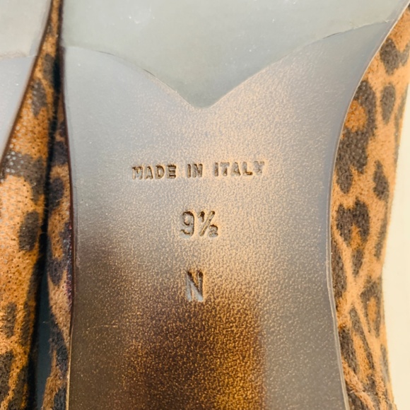 DONALD J PLINER Brown Leopard Suede GLORIA Flats 9.5 N Peep Toe Shimmer Italy - Picture 13 of 16